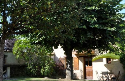 Maringes Cottage | Gîte chaleureux avec cheminée, terrasse et jardin clos - Animaux acceptés