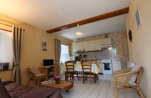 Vasteville Cottage | Charmante maison avec terrasse, 2 chambres, parking, proche mer à La Hague