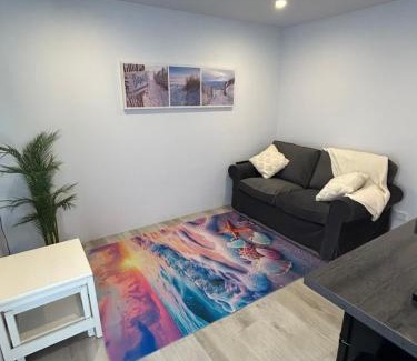 Margate Maison | Cozy guest suite in Margate