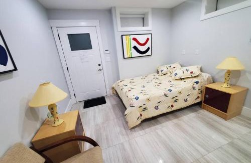 Knight Appartement | Cozy Guest Suite in Quiet Home with Private Entry