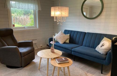 Leknes Maison | Cozy guesthouse in quiet area of central Leknes