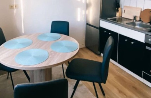 Zwickau Appartement | cozy old apartment in the city center - APOLONIAliving