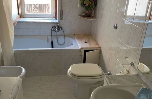 Policastro Bussentino Appartement | 🏖️ Cozy Holiday Apartment 300m from the Sea - Policastro Bussentino #1