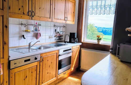 Nienover Appartement | Cozy holiday apartment, surrounded by wood and grassland, chimney, pets allowed