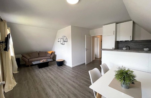 Ockholm Appartement | Cozy Holiday Apartment in Ockholm with Garden and Parking