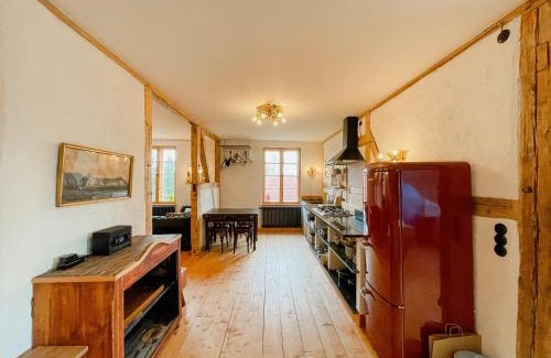 Rambin Maison | Cozy Holiday Apartment In The Manor House
