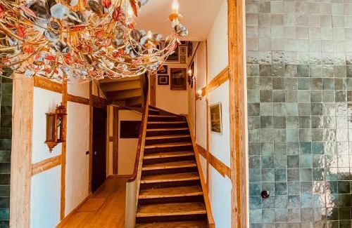 Rambin Maison | Cozy Holiday Apartment In The Manor House