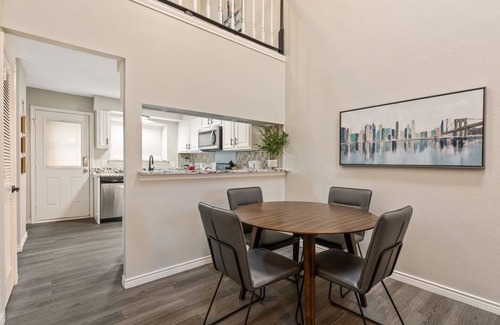 South Arlington Maison | Cozy home 10 min from AT&T stadium