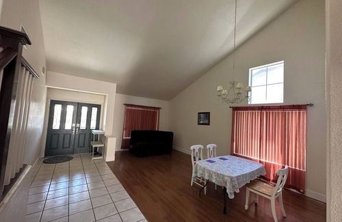 Spring Valley Maison | Cozy Home 2-3