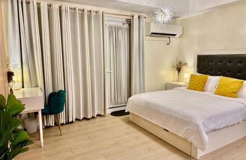 Pinagsama Appartement | Cozy Home at Venice Luxury BGC