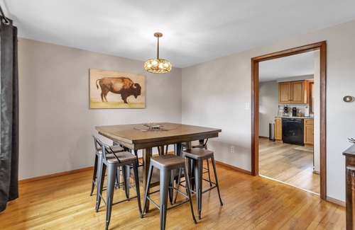Blasdell Maison | Cozy home away from home near the Bills Stadium