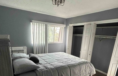 Lansing Copropriété | Cozy Home Away From Home