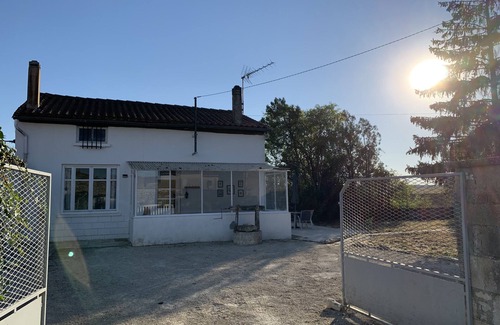 Loubille Maison | Cozy Home in a quiet setting