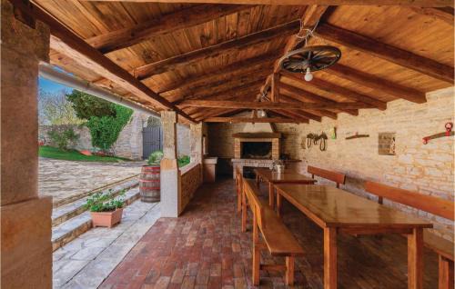 Orihi Maison | Cozy Home In Barban With Sauna