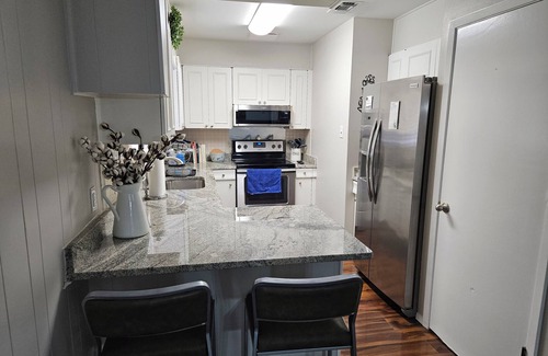 Vance Jackson Maison | Cozy home in beautiful and historic San Antonio, TX!