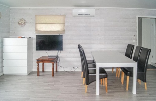 Brekke Maison | Cozy Home In Brekke With Wifi