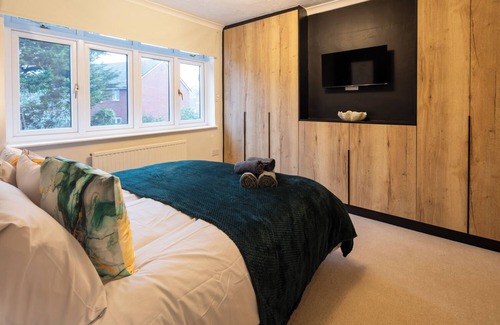 Staple Hill Maison | Cozy home in Bristol,Contractors, Relocation, Families, Parking, WIFI,SMARTTV