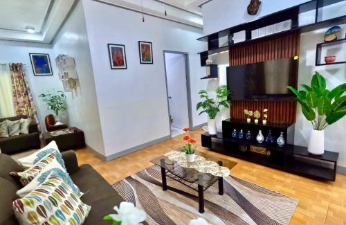 General Santos Maison | Cozy Home in Dadiangas, General Santos City - Perfect for Families Travelers