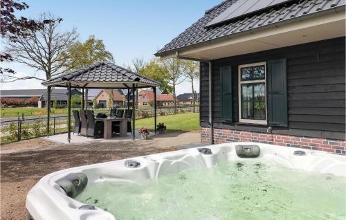 Meer Maison | Cozy Home In Den Ham With Kitchen