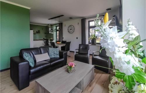 Meer Maison | Cozy Home In Den Ham With Kitchen