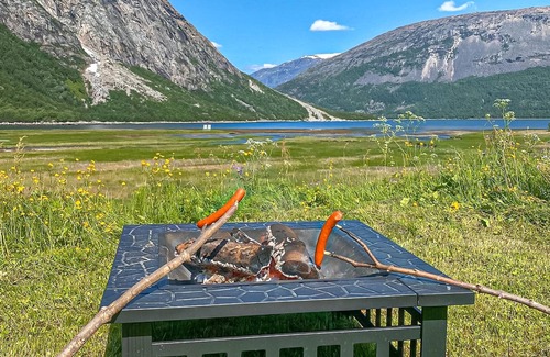 Narvik Maison | Cozy home in Elvegard with sauna