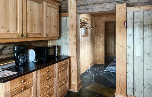 Hundorp Maison | Cozy Home In Fåvang With Wifi