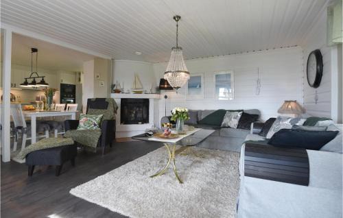 Hjo Maison | Cozy Home In Hjo With Wifi