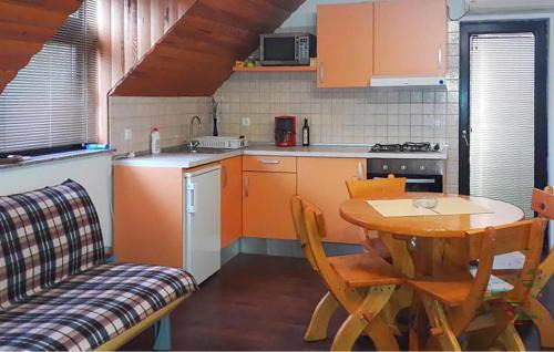 Kuterevo Maison | Cozy Home In Kuterevo With Wifi