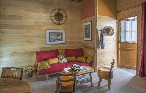 Les Fosses Maison | Cozy Home In Les Fosses With Kitchen