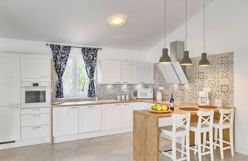 Sveta Nedelja Maison | Villa Nada