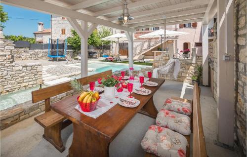 Peresiji Maison | Cozy Home In Peresiji