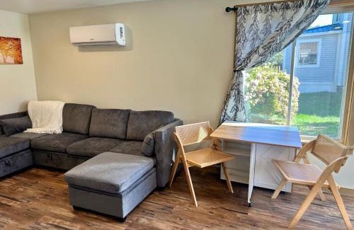 Pittsfield Maison | Cozy Home in Pittsfield