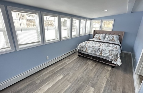 Newtonville Maison | Cozy Home in quiet area/Close to all/Albany DT