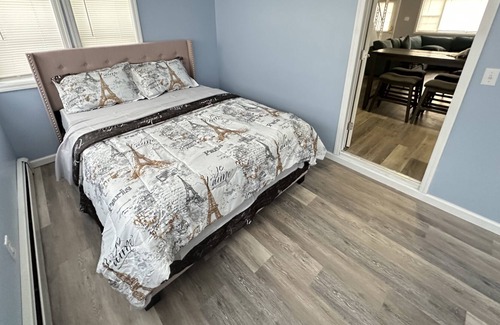 Newtonville Maison | Cozy Home in quiet area/Close to all/Albany DT