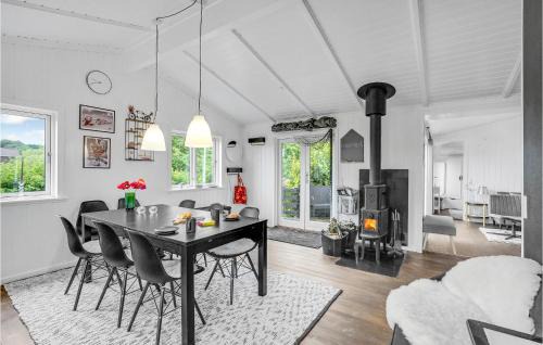 Floutrup Maison | Cozy Home In Roslev With Wifi
