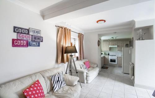 Savignac-sur-Leyze Maison | Cozy Home In Savignac-Sur-Leyze