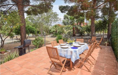 Saline Joniche Maison | Cozy Home In Saline Joniche With Wifi