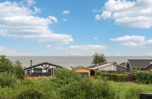 Grønninghoved Strand Maison | Belle maison à Sjølund avec sauna