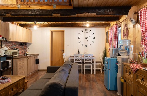 Lekenik Maison | Cozy home in Stari Brod with sauna