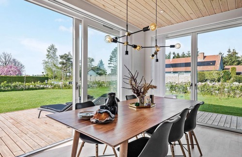 Strøby Ladeplads Maison | Cozy home in Strøby with WiFi