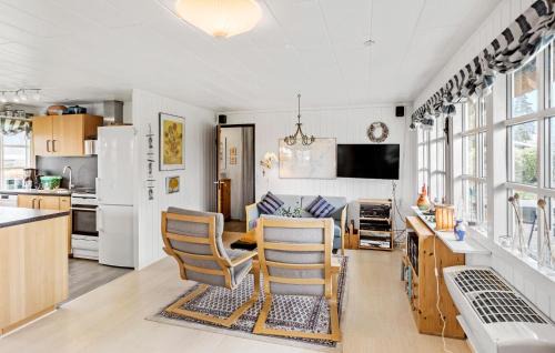 Kongsnæs Maison | Cozy Home In Stubbekøbing With Wifi