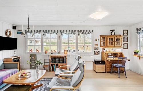 Kongsnæs Maison | Cozy Home In Stubbekøbing With Wifi