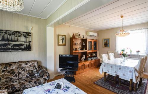 Grunnebo Maison | Cozy Home In Vänersborg With Wifi
