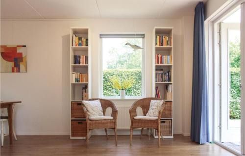 Zonnemaire Maison | Cozy Home In Zonnemaire With Wifi
