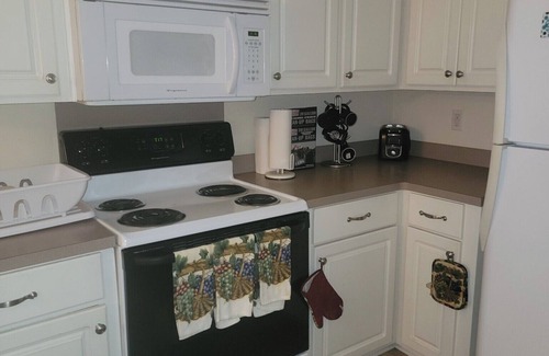 Terry Maison | Cozy home just outside of Byram, MS