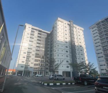 Taman Kolej Perdana Appartement | Cozy Home Kampar (UTAR) 5bedrooms 10pax Free WiFi