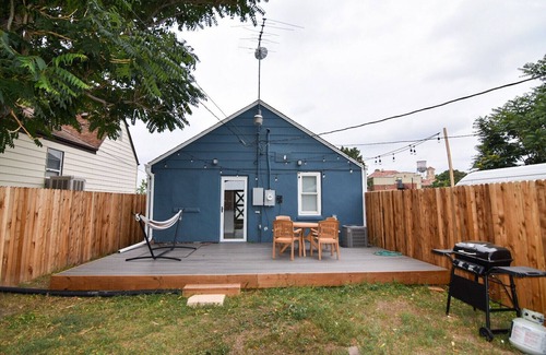 Edgewater Maison | Cozy home near Walkers park and Sloan's Lake
