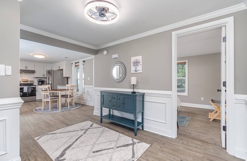 West Columbia Maison | Cozy home with firepit-minutes from downtown and the University of SC!