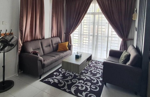 Kampung Behor Gandin Maison | Cozy home with great location suitable for family