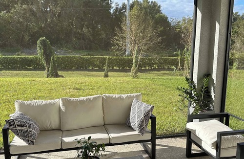 DeLand Maison | Cozy Home with Workspace
